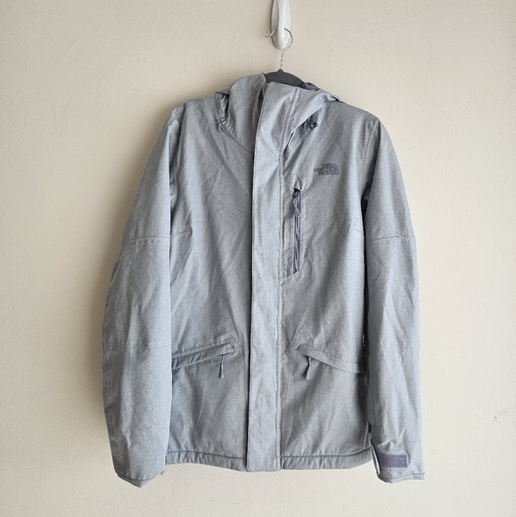 The North Face Womens Venture 2 Waterproof Hooded Rain Jacket - Picture 1 of 12